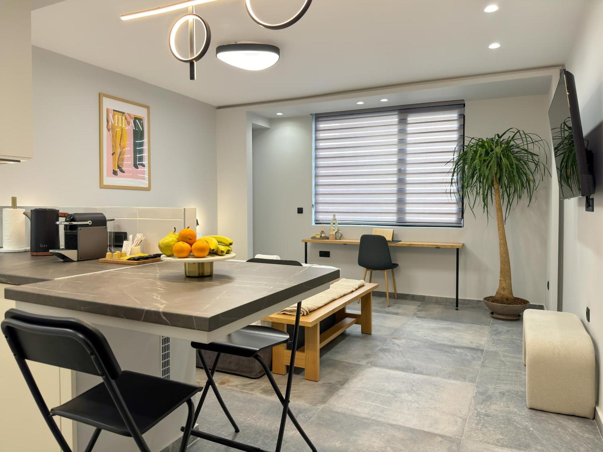 Luxury Downtown Apartment Α6 テッサロニキ エクステリア 写真